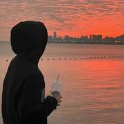 lj118的个人资料头像