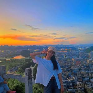 喜欢向日葵🌻的小蒋同学～头像