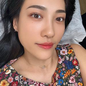 新加坡懵姐头像