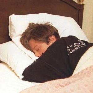 奇思妙想的小帅头像