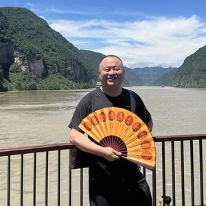 宇哥头像