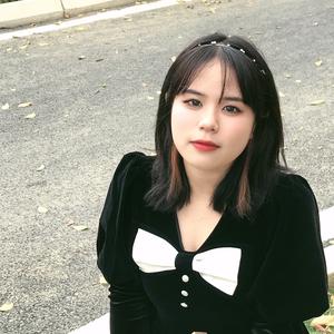 杨小咩i头像