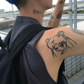 旧七月啊头像