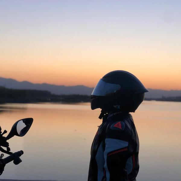 小薛爱吃🍬头像