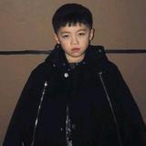 安稳泽头像