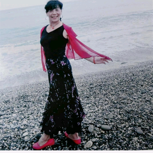 阿里曼娜头像