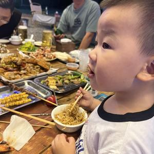 硕硕不挑食头像