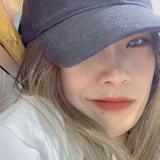 爱吃香菜的姗头像