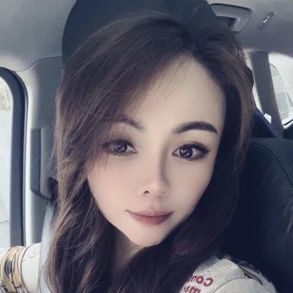 奚奚修车头像