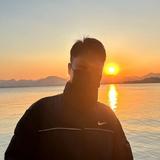 困了就眯会吧头像