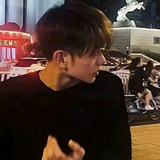 机智帅气的小黄同学头像