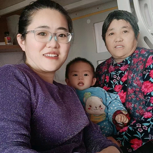 指尖琉璃头像
