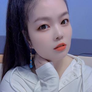 孤傲的女王头像