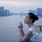 景灏旅游头像