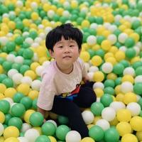陈陈威源头像