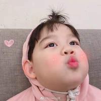 水子爱吃西红柿头像