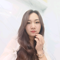 依依(晚上10.45直播)头像