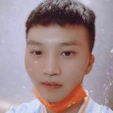 y善解人依头像