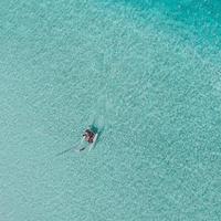 一丝不苟书签GX头像