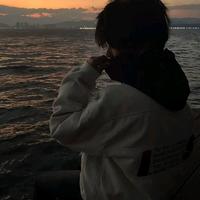 顶级露珠7l2头像