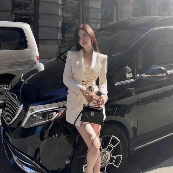 豪车鉴定囡囡头像