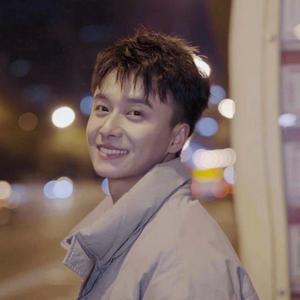 像孩子般奔跑吧头像