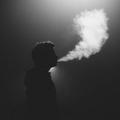 阳光宅男灬头像